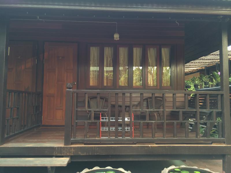 Baan Kong Homestay Пра Након Си Аютая Екстериор снимка