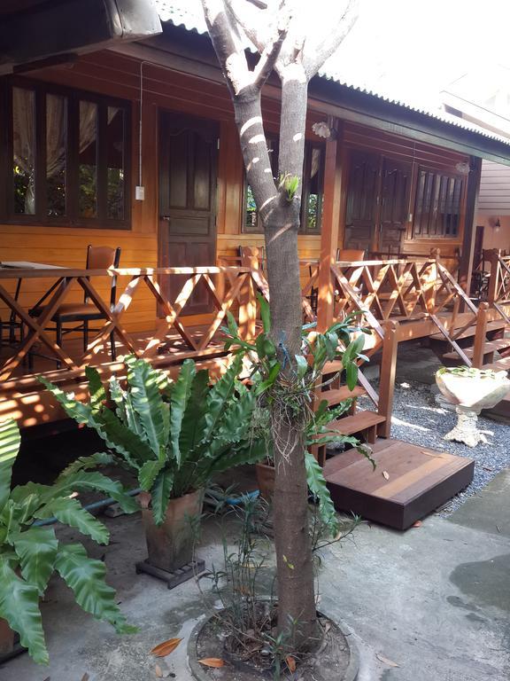 Baan Kong Homestay Пра Након Си Аютая Екстериор снимка