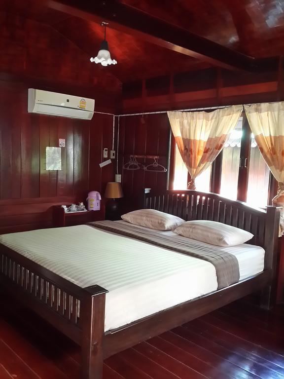 Baan Kong Homestay Пра Након Си Аютая Екстериор снимка