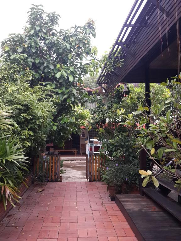 Baan Kong Homestay Пра Након Си Аютая Екстериор снимка