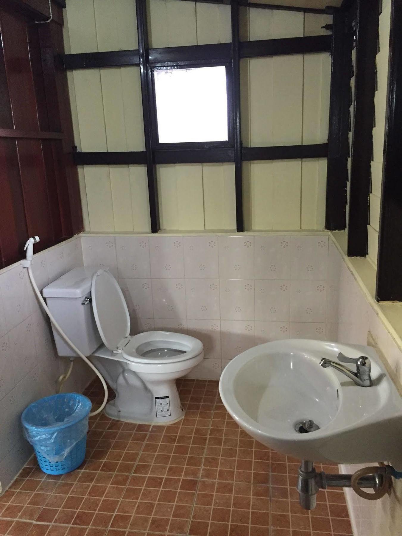Baan Kong Homestay Пра Након Си Аютая Екстериор снимка