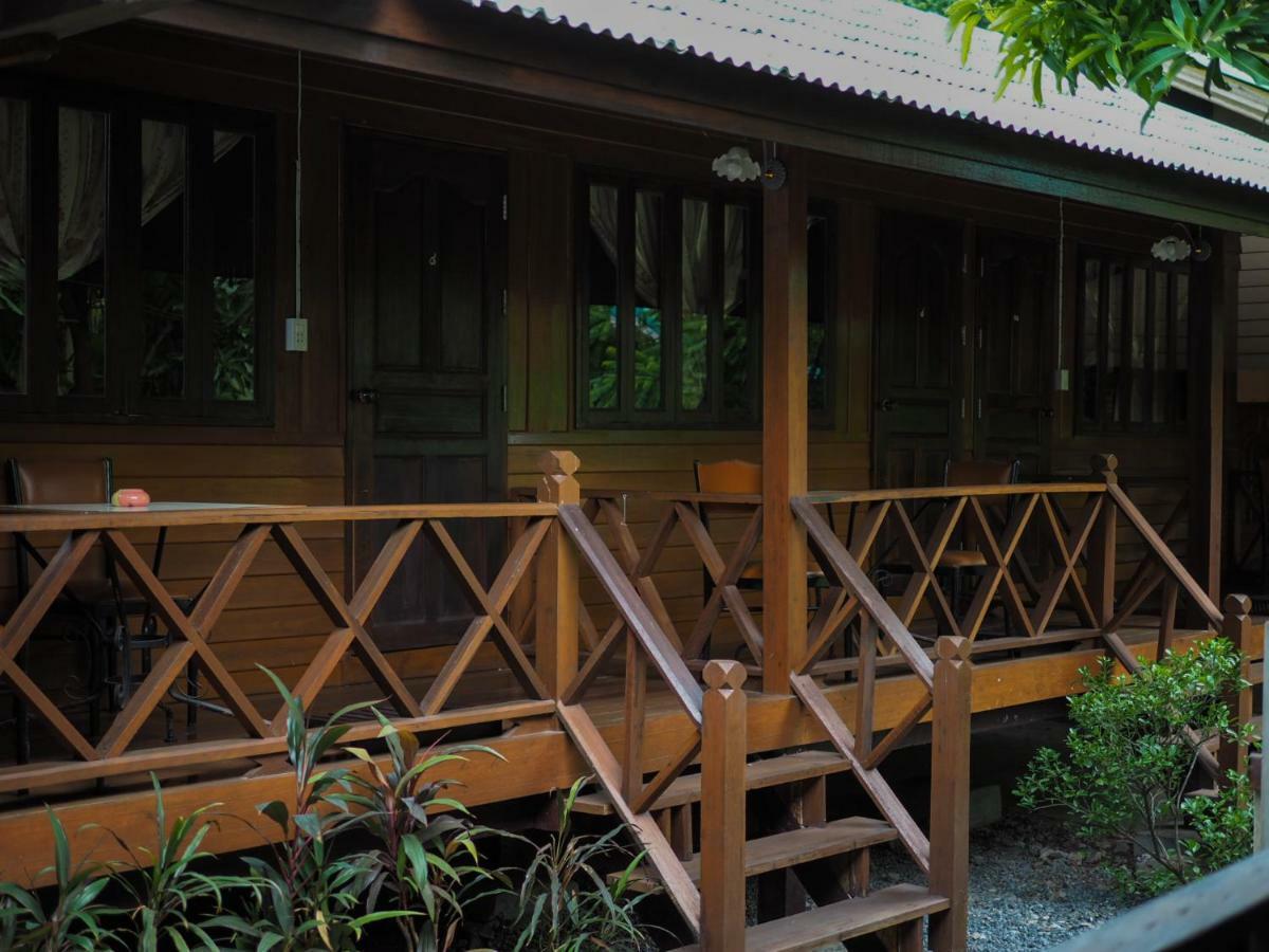Baan Kong Homestay Пра Након Си Аютая Екстериор снимка